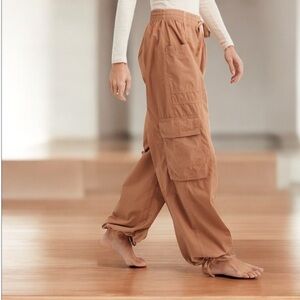 Aerie Utility Cargo Pants Coral Orange Drawstring‎ Hem Size S
